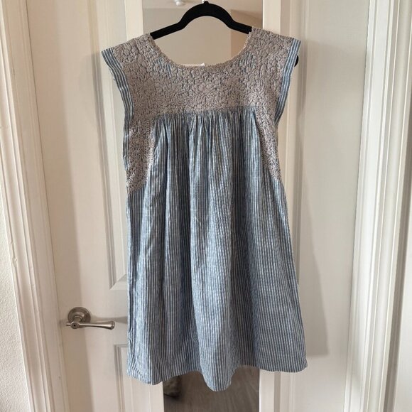 Mi Golondrina Striped Emboridered Dress Size Large Color Grey Blue White - Picture 4 of 4